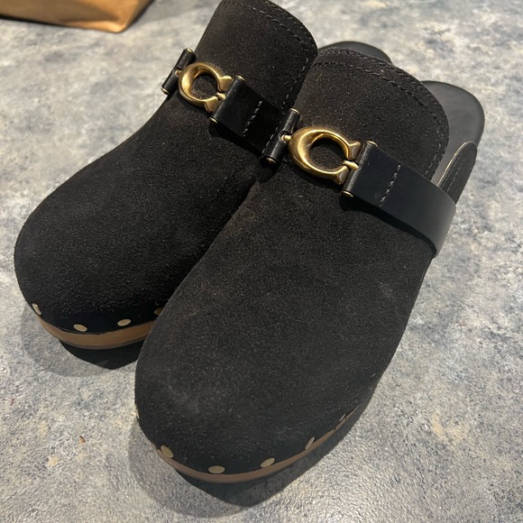 EUC Coach Finlay Suede Clogs Black w/ Gold Size 8 - Picture 1 of 13